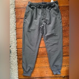 Abercrombie & Fitch - Traveler Joggers - Size Medium